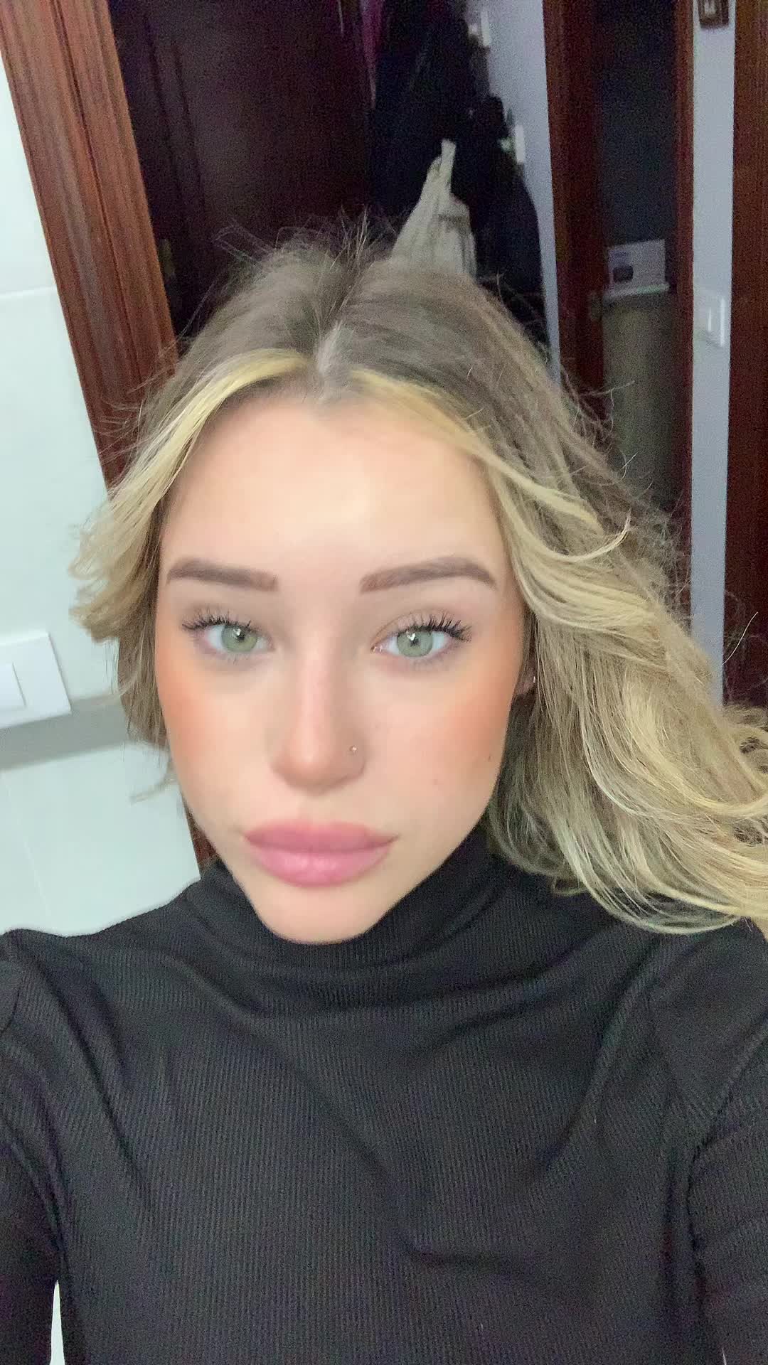 @veronicaalopezz