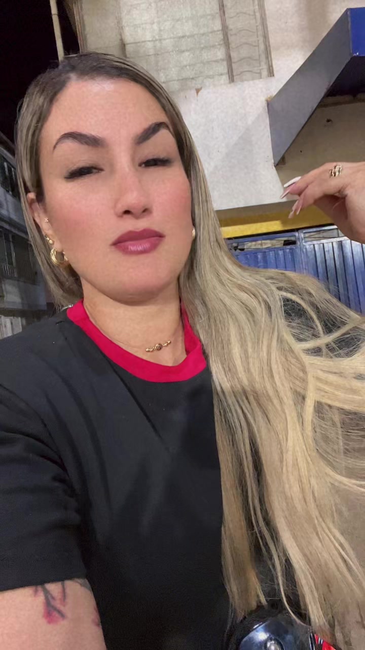 @Fernanda🖤