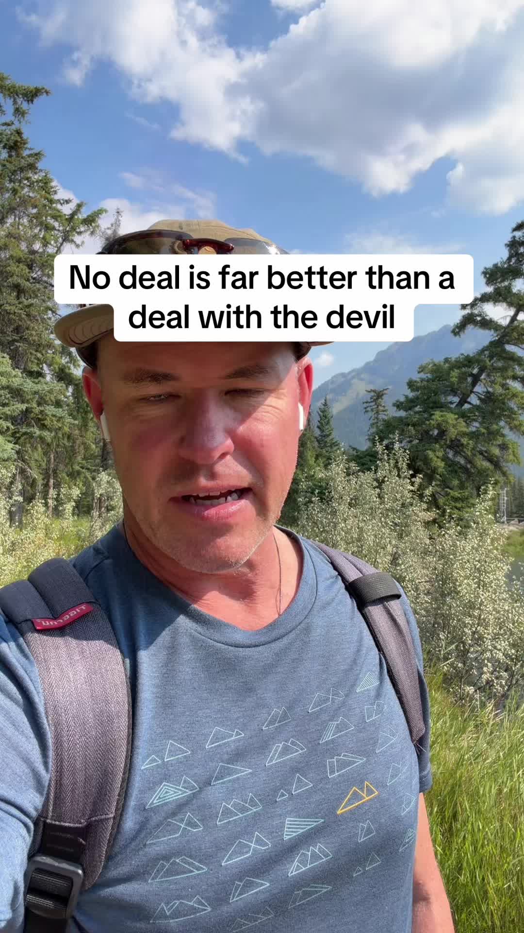 @2me_Travels 🇨🇦
