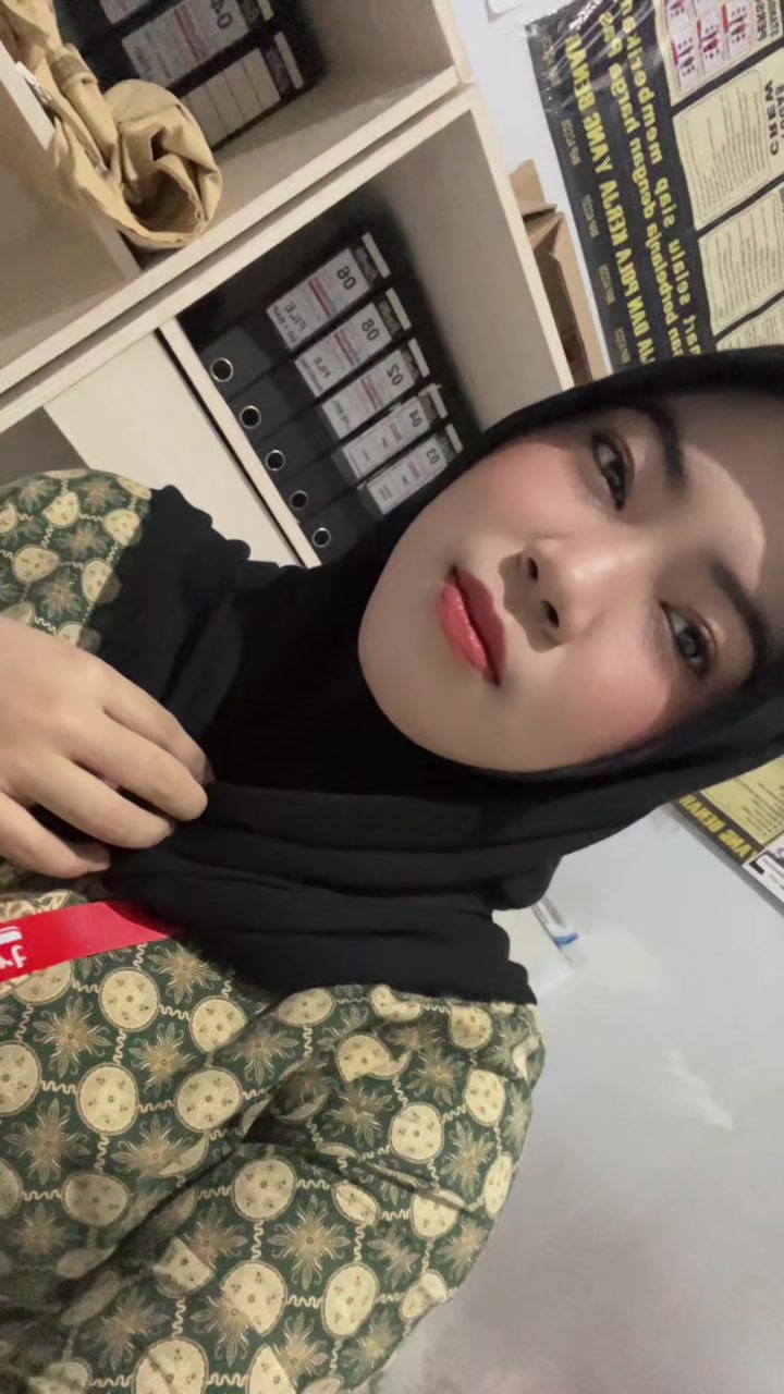 @lianaa
