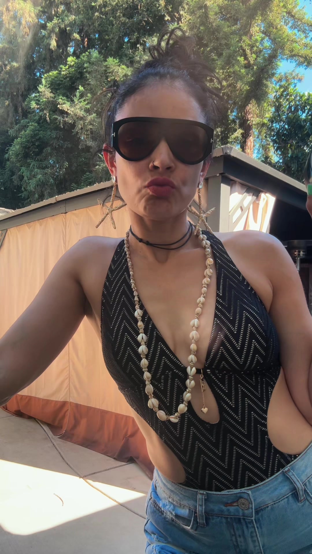 @Lovely_CarlyByrne