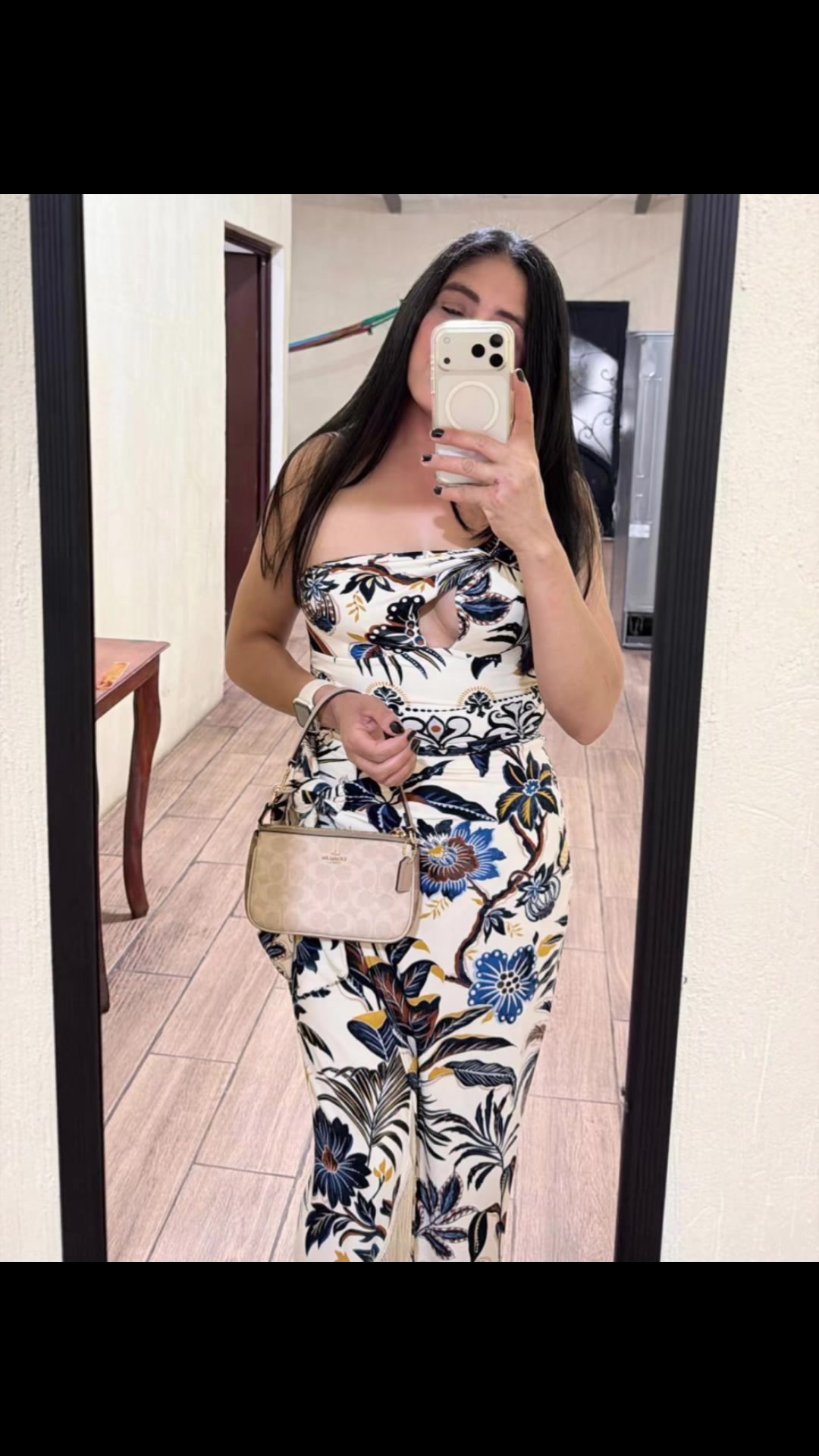 @Claudia Trabanino🦋