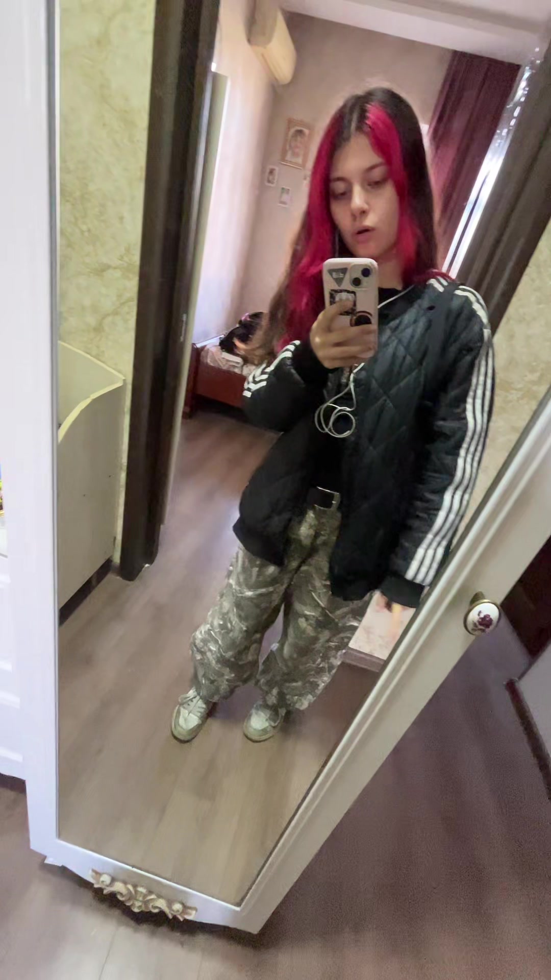 @Амалия