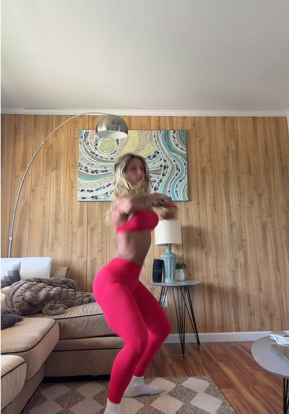 @EMELYE