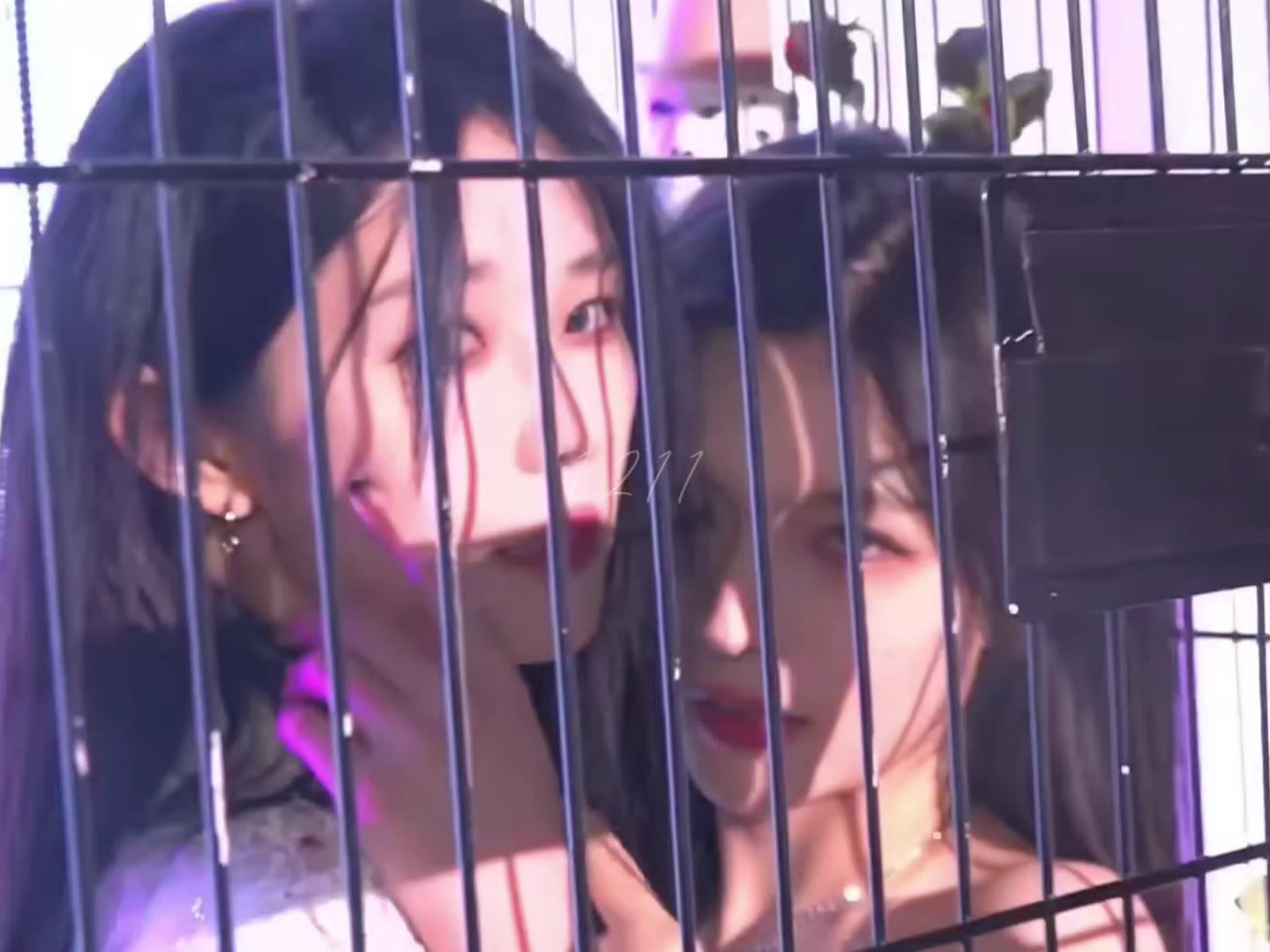 @đu t&ugrave;m lum OTP
