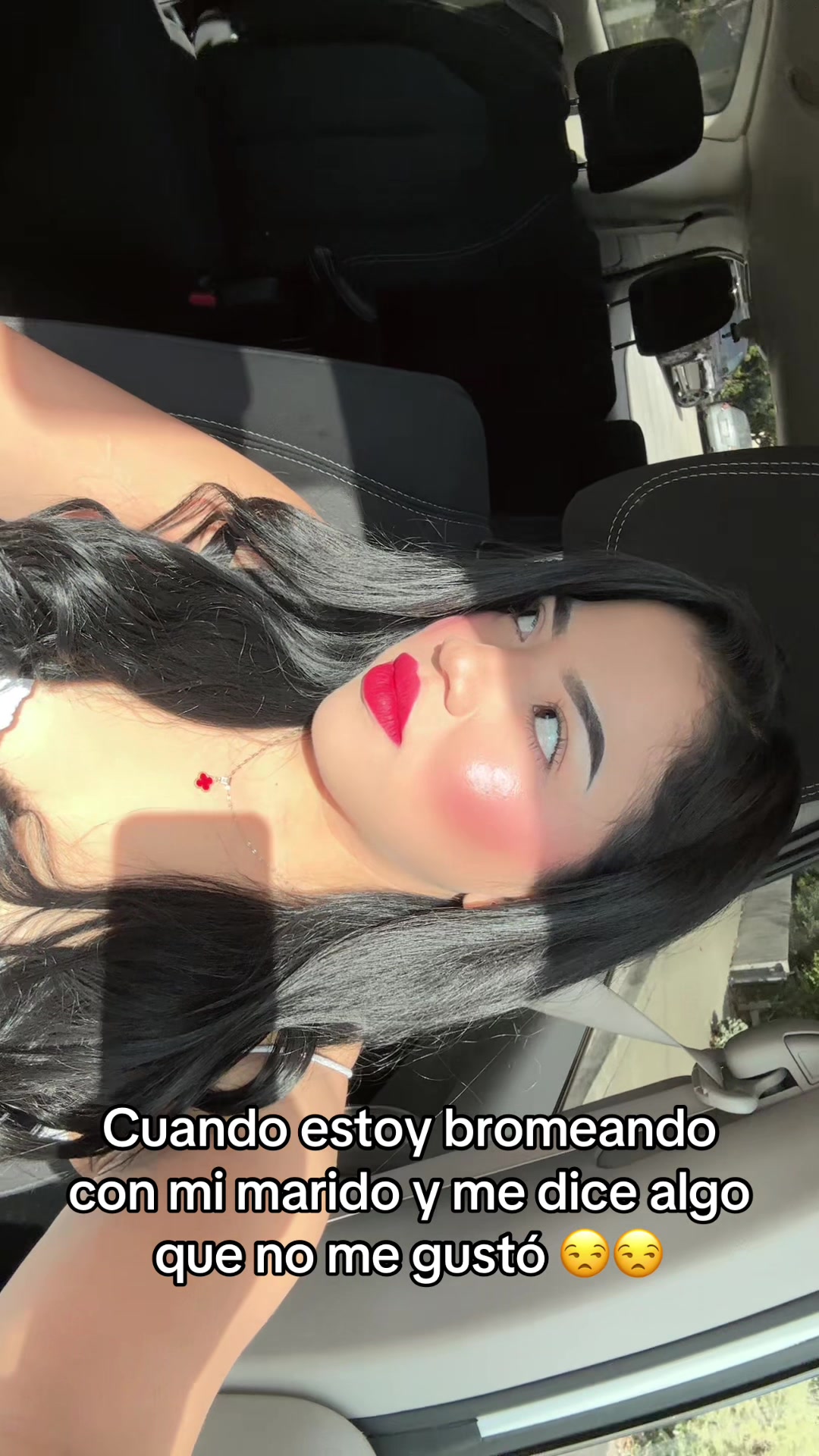 @elizabethjochola