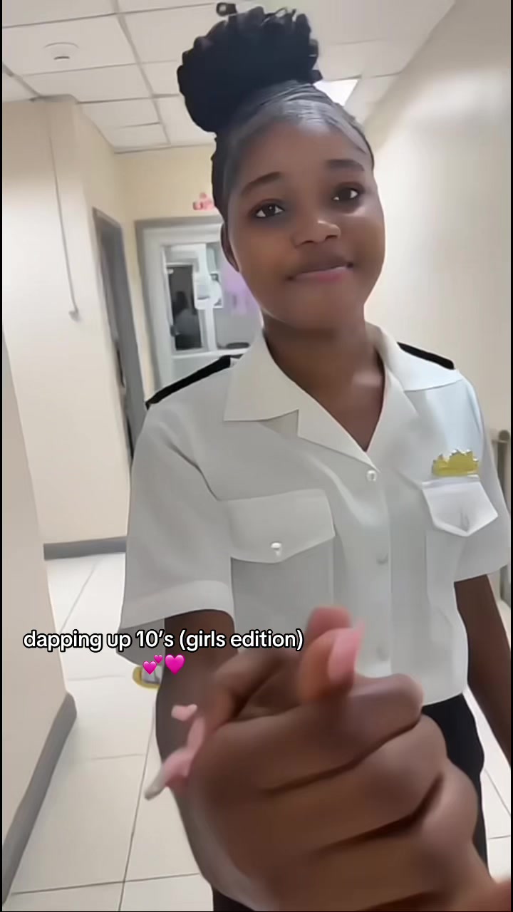 @★·.·¯·.·★🎀𝐵𝓇𝒾𝒾🎀★·.·¯·.·★