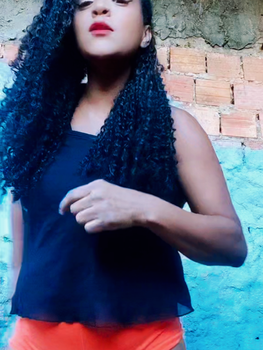 @Lucy a guria do short sexy