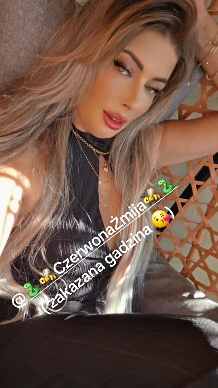 @💋 𝓔𝓿𝓮~𝓵𝔂𝓷 💋