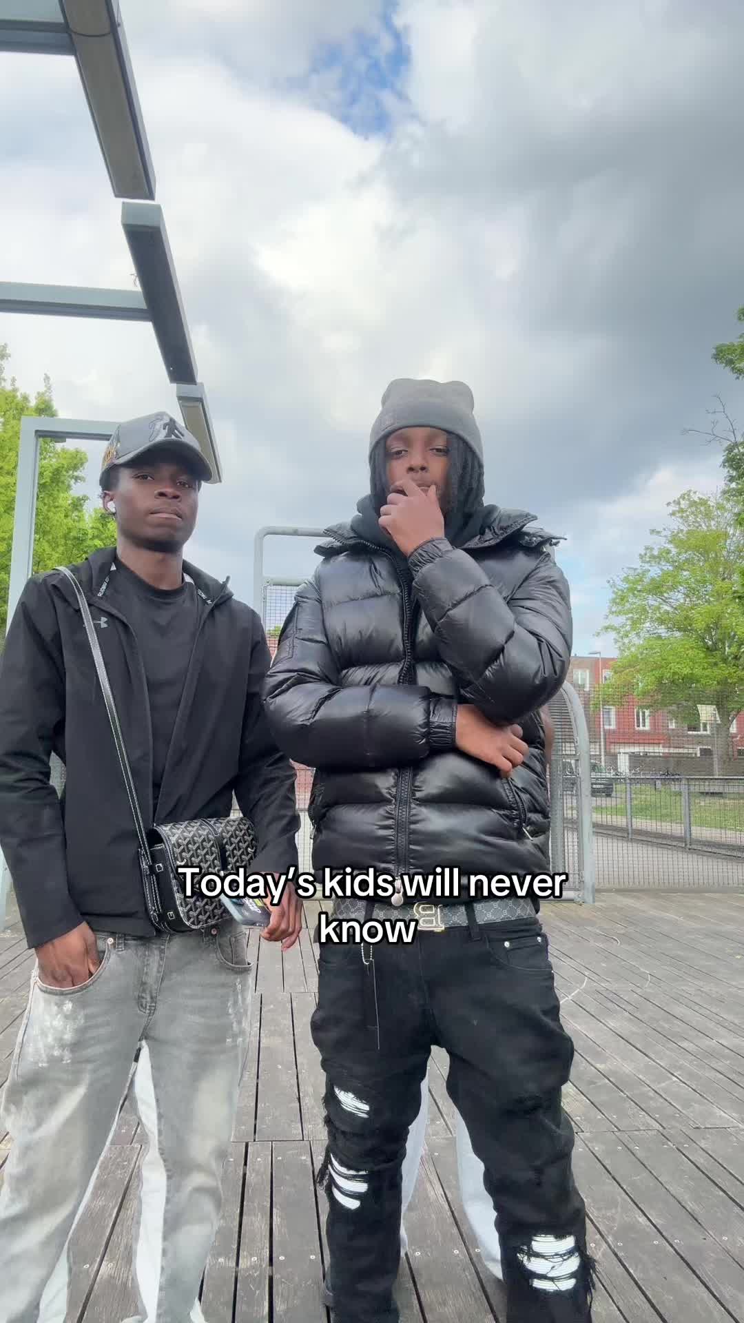 @Sdot B