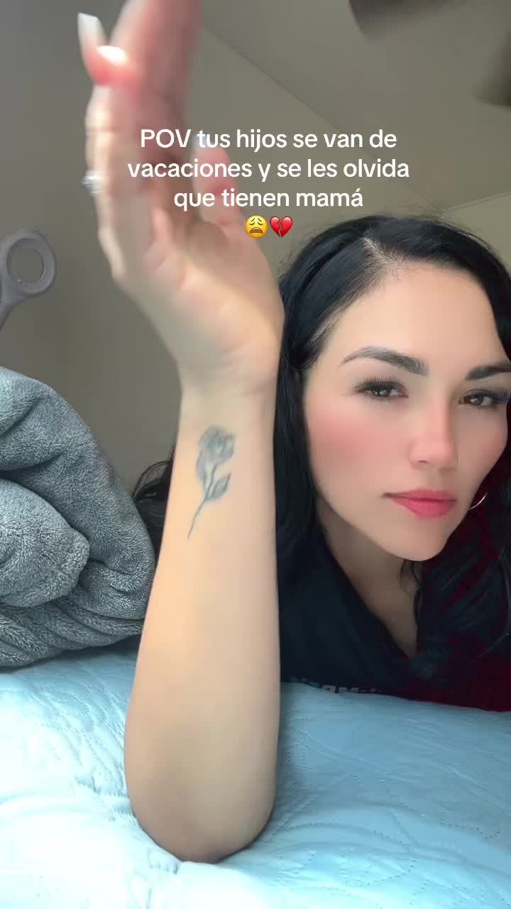 @Crishia Mejía