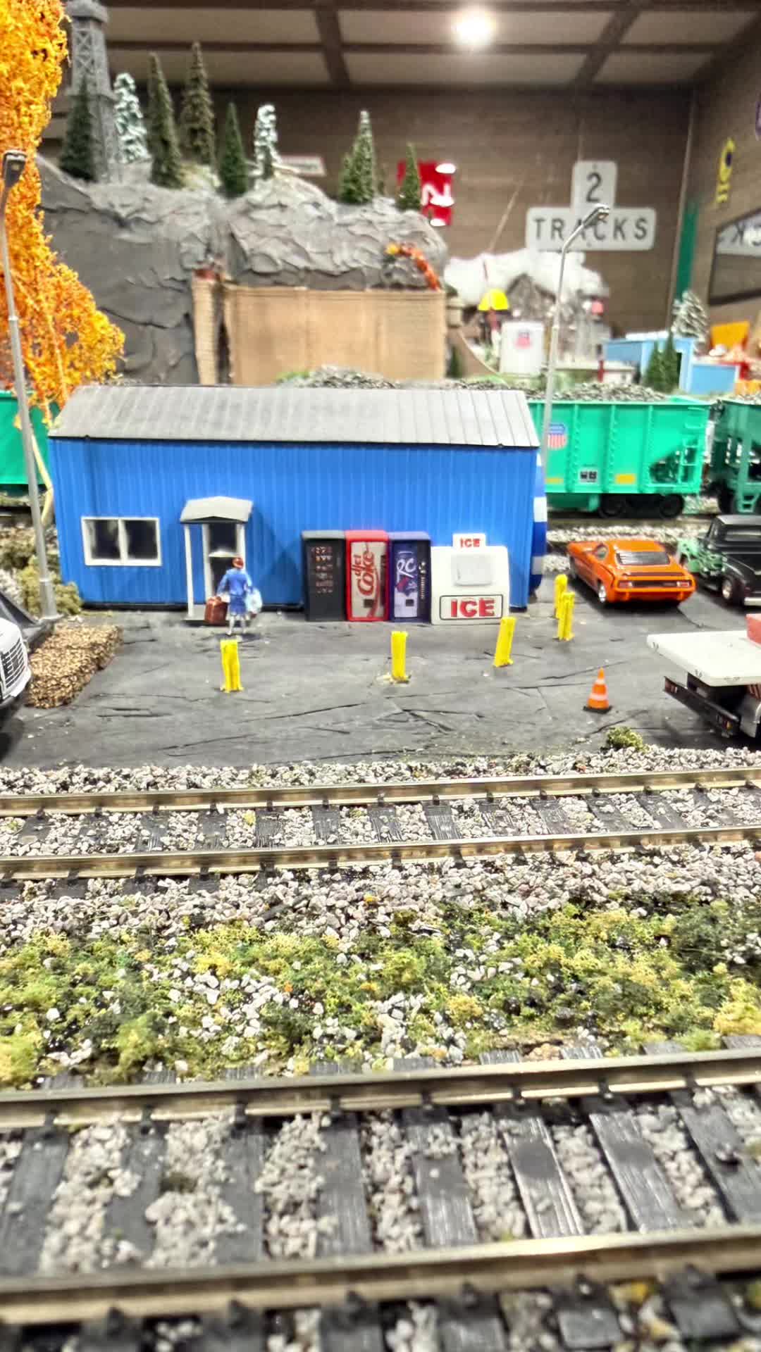 @BigBoysTrainToys