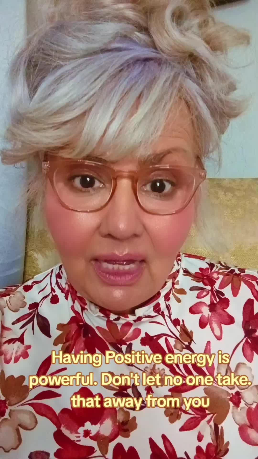 @Elena Flores