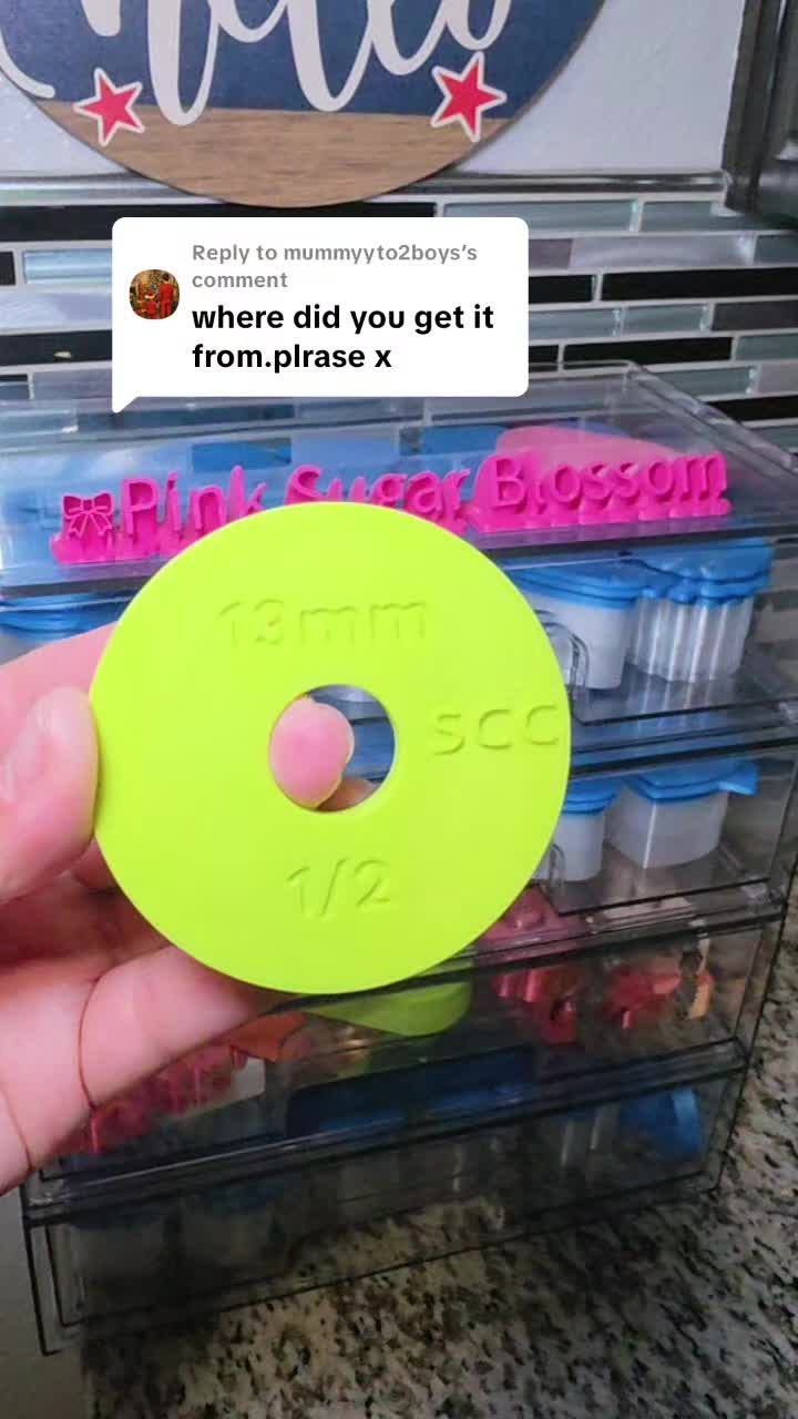 @Lisa &bull; Pink Sugar Blossom