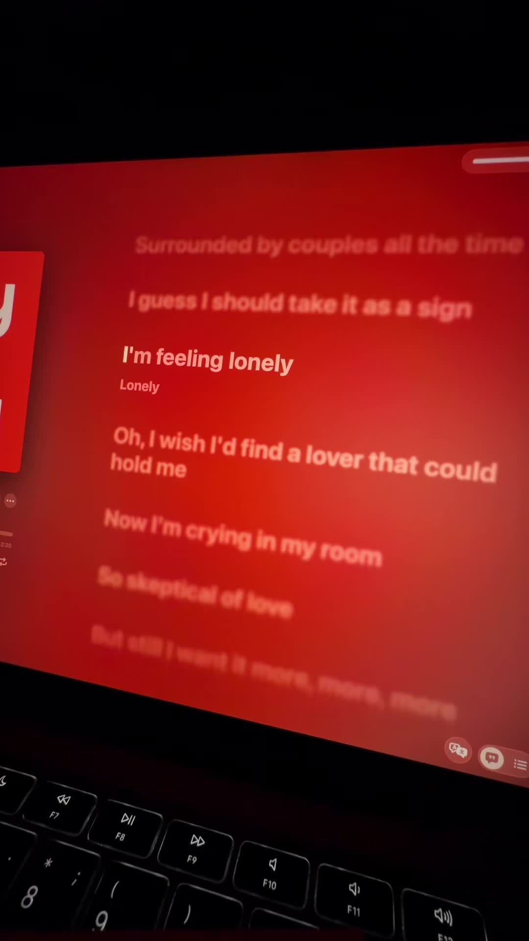 @𝙻𝚈𝚁𝙸𝙲𝚂