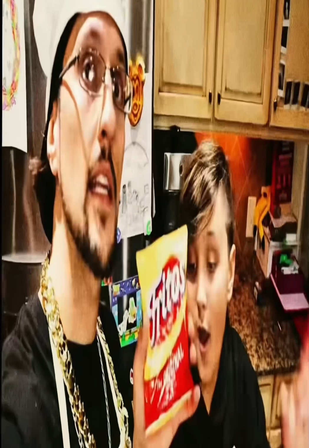 @️
