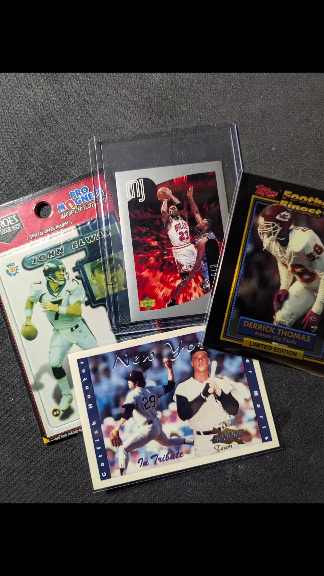 @CardboardGoodies