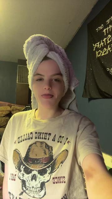 @Daycee