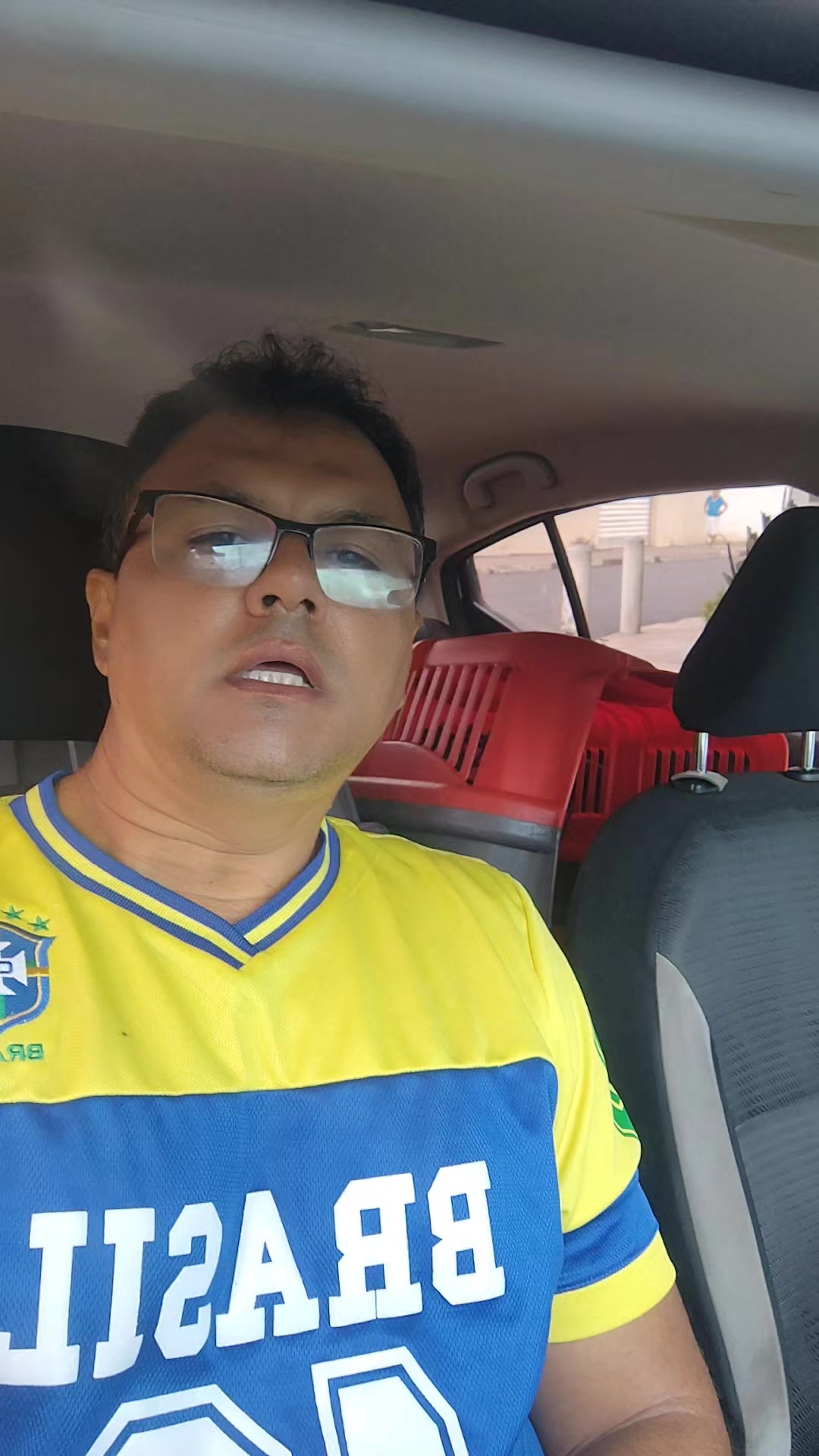 @LIVYO PORTUGAL M.V.