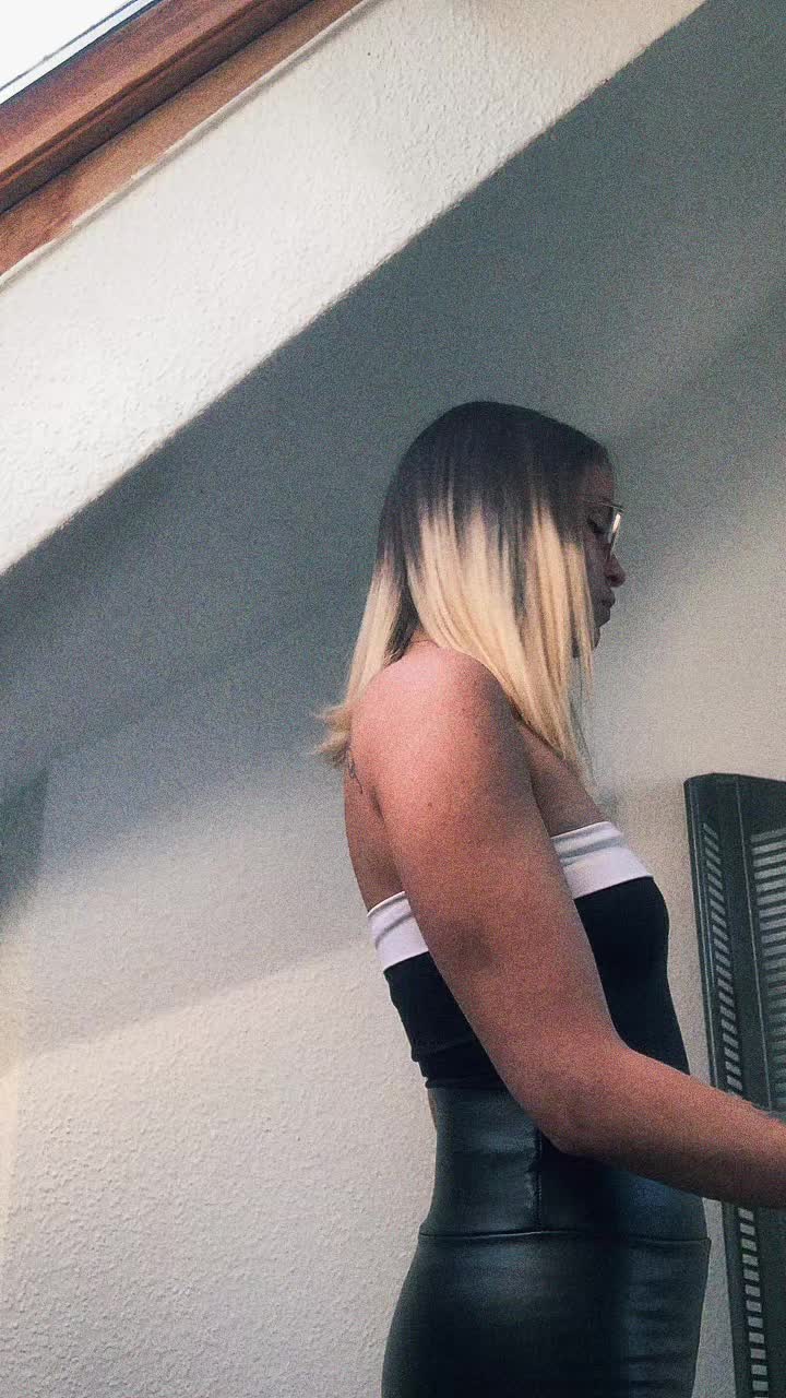 @Lisa-Marie