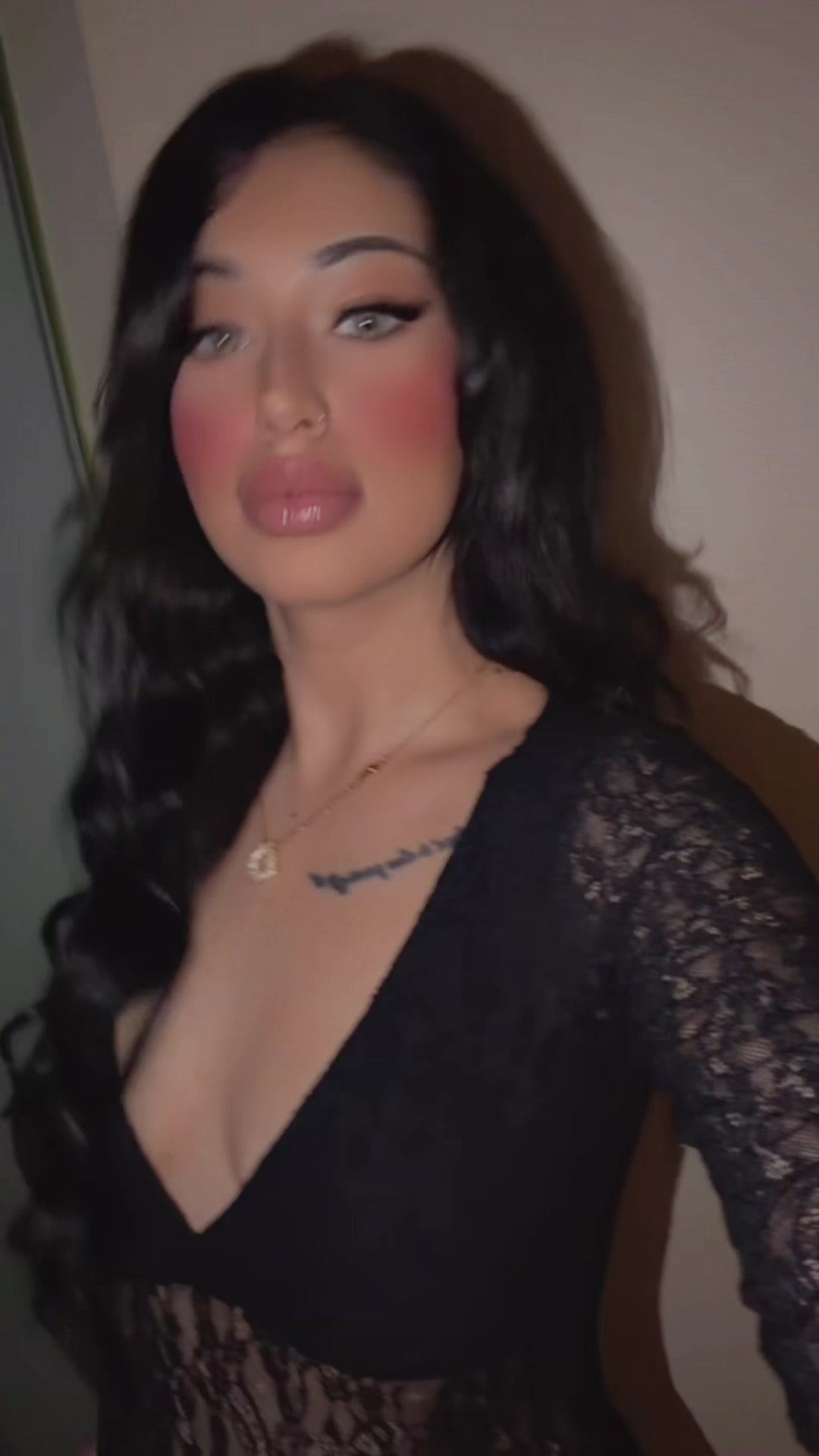 @Defne