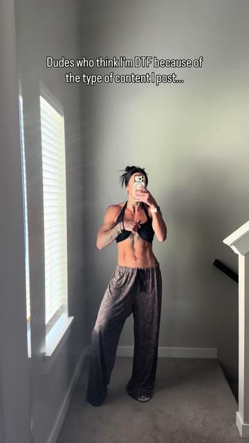 @Tatted Gym Mom