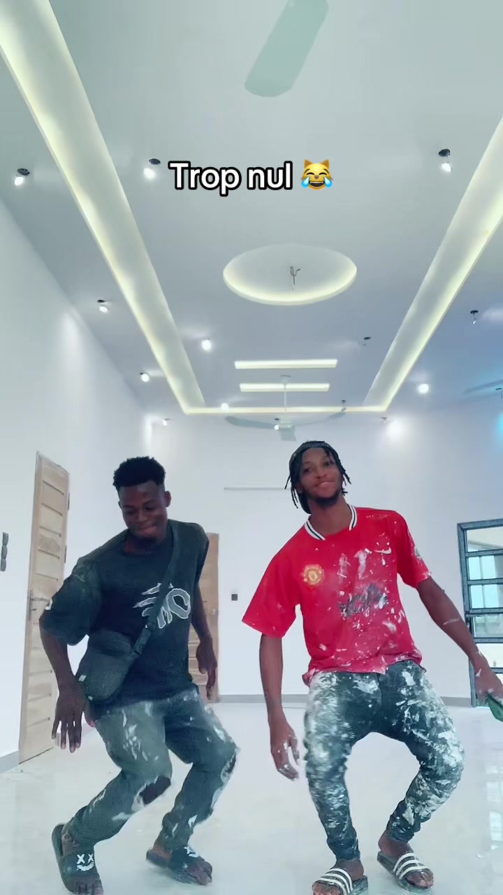 @Marc Akomagni