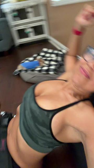 @Mewi619