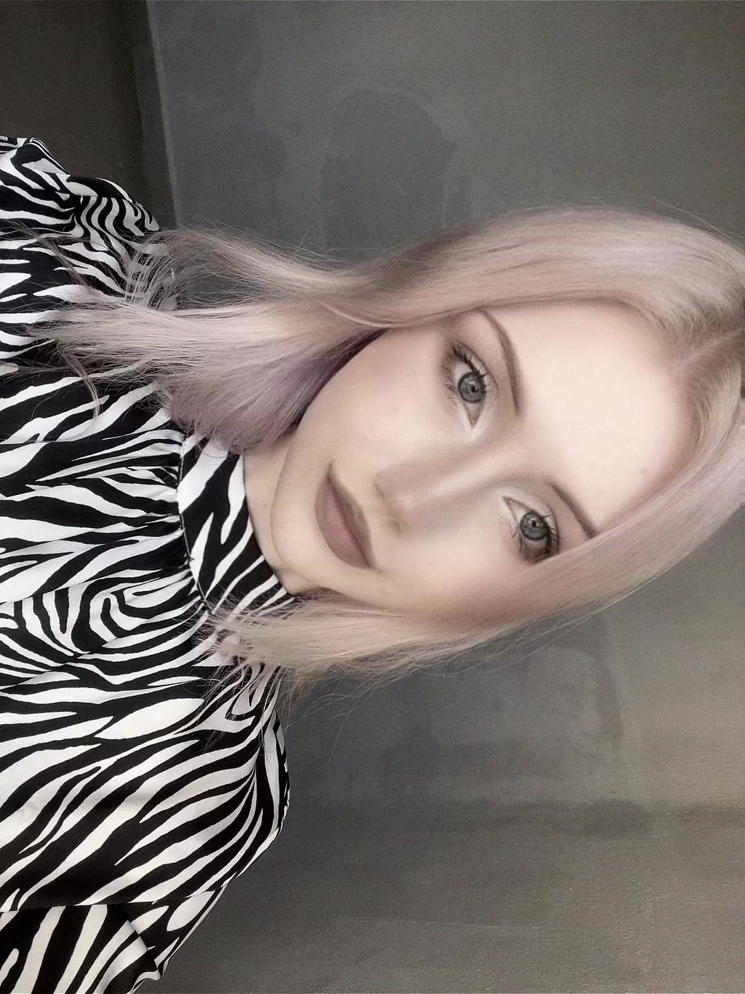 @hollycoven
