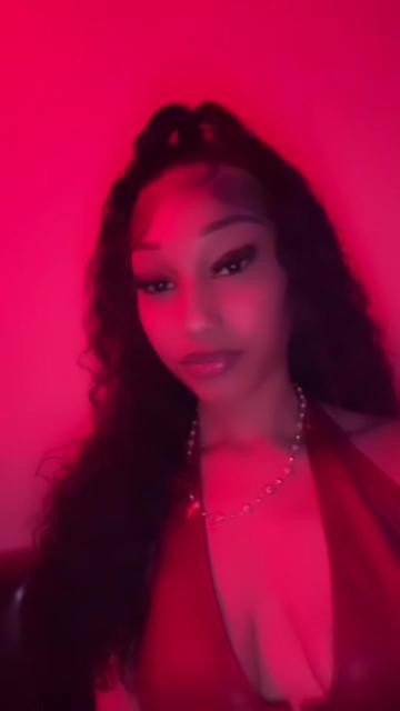 @Lala Lovee 🦋
