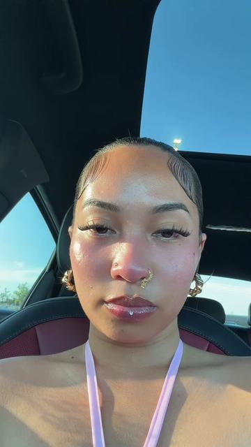 @Debbie 🩵