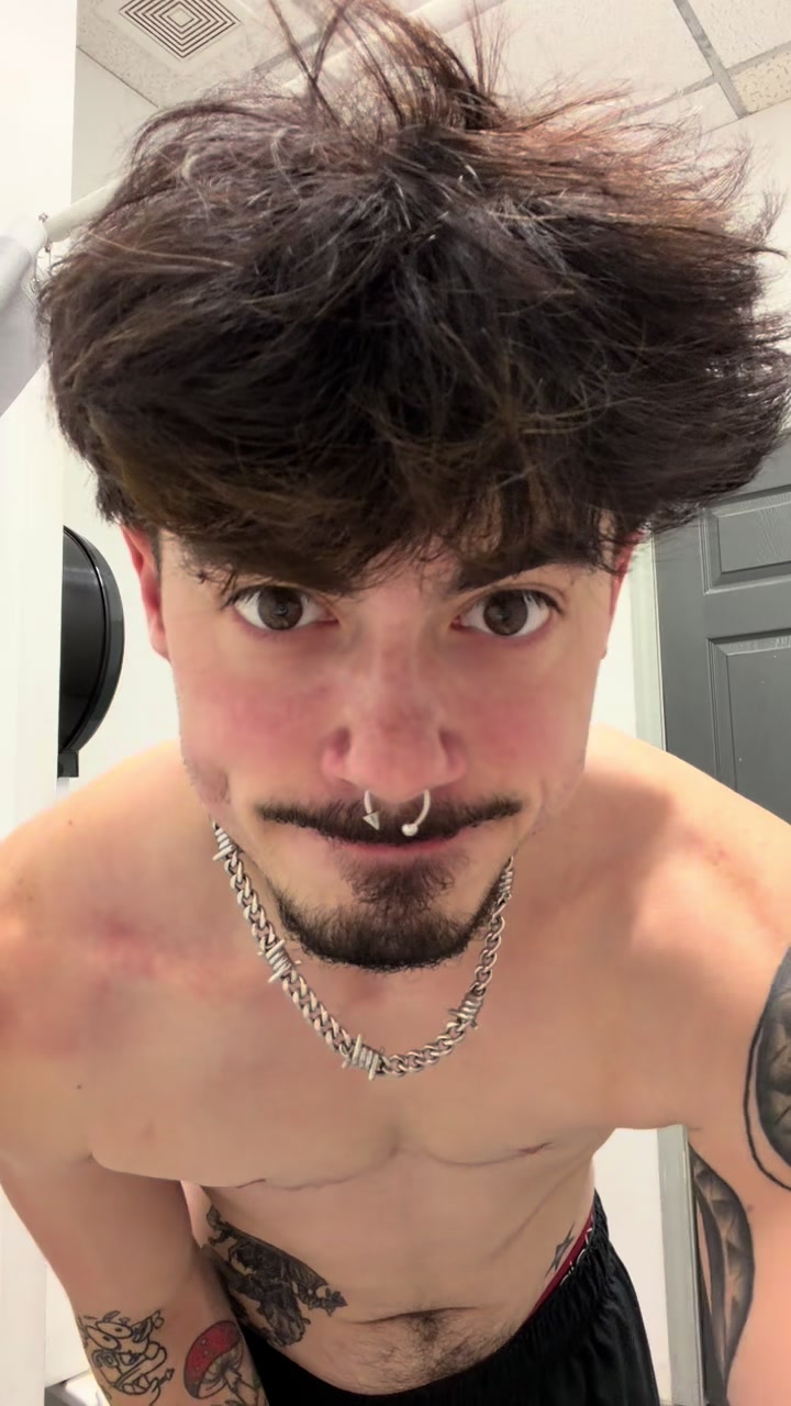 @justinnn🕷️
