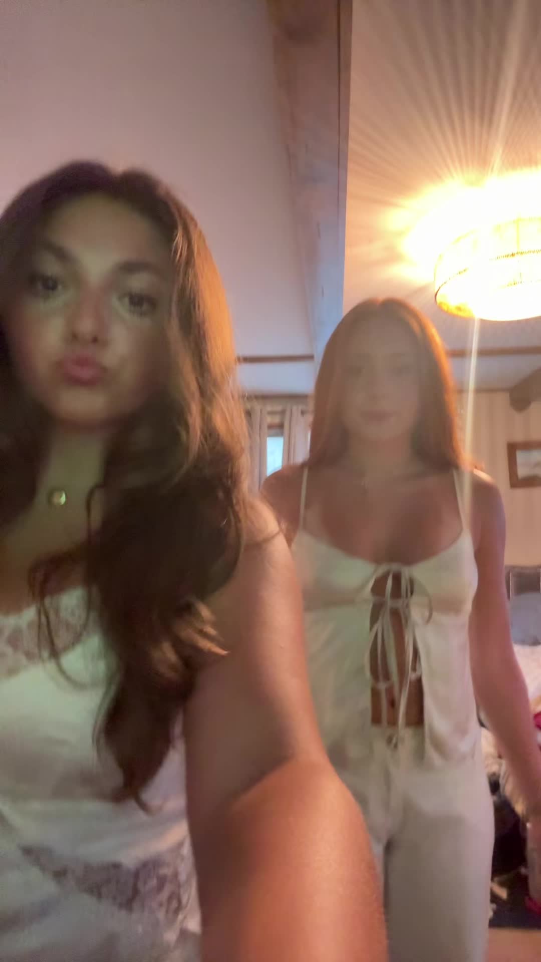 @legs