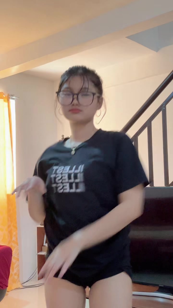 @defnotElai.