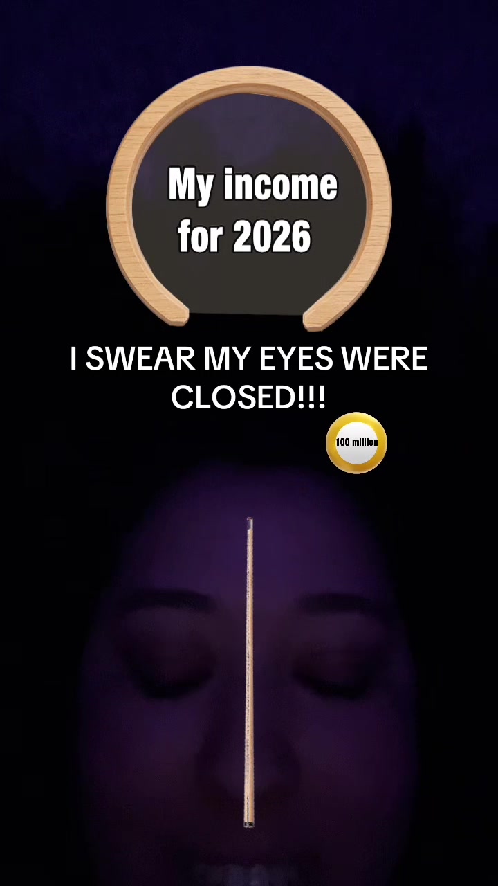 @xox_nerdynikki_xox