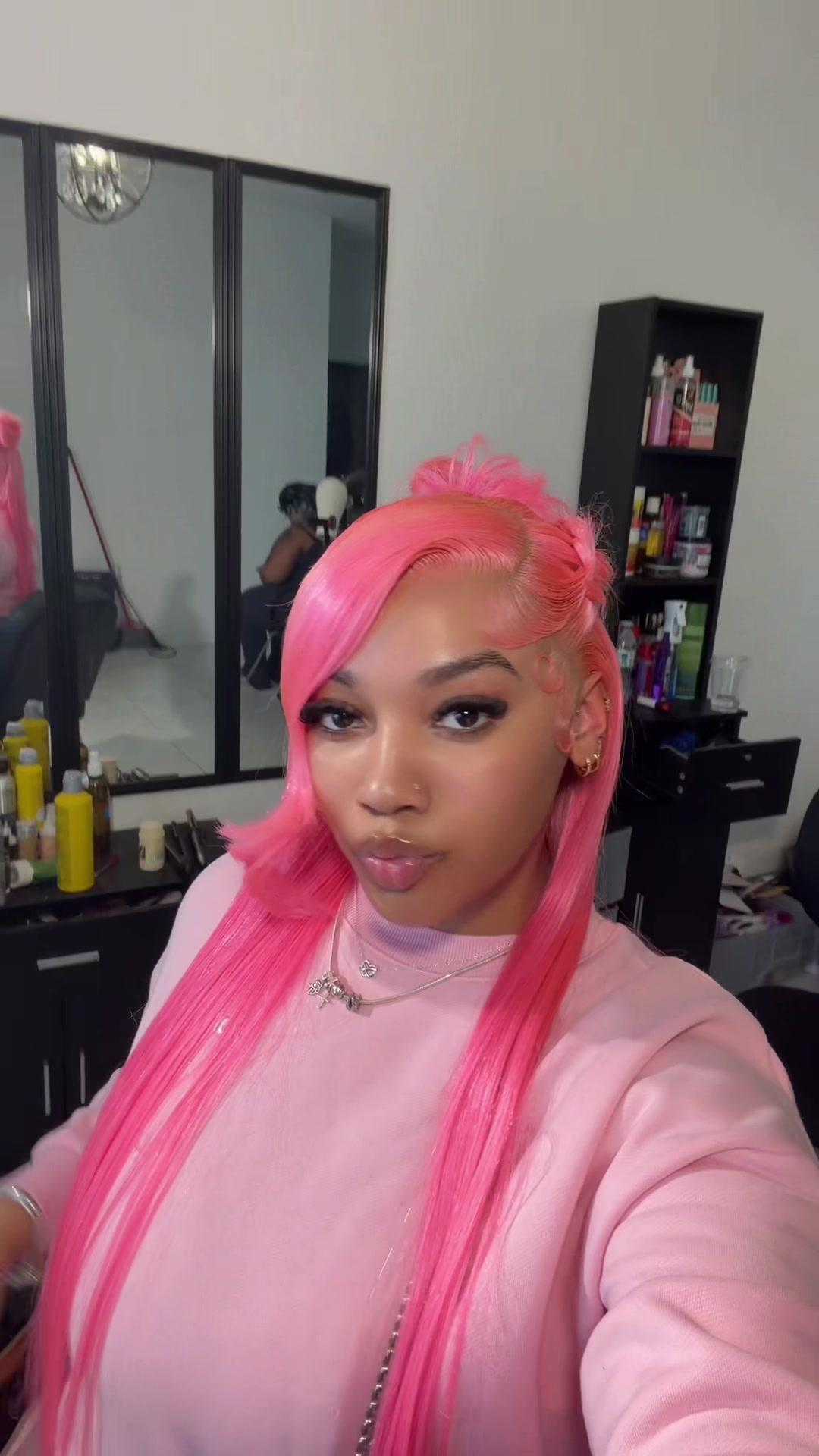 @monique