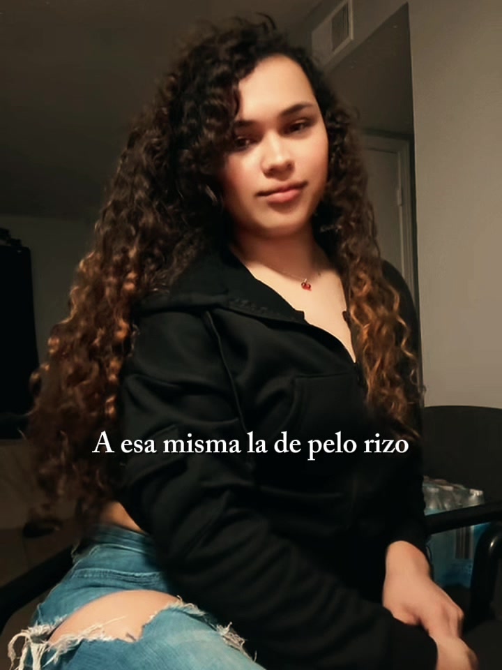 @KARLA🍯