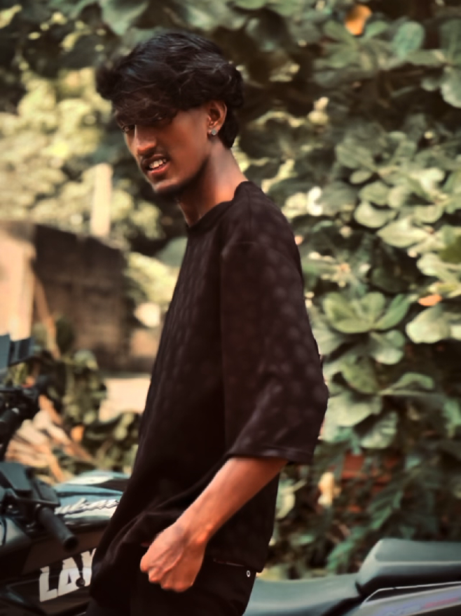 @𝘙𝘖𝘞𝘋𝘠 🥷🏻🤟🏻💥