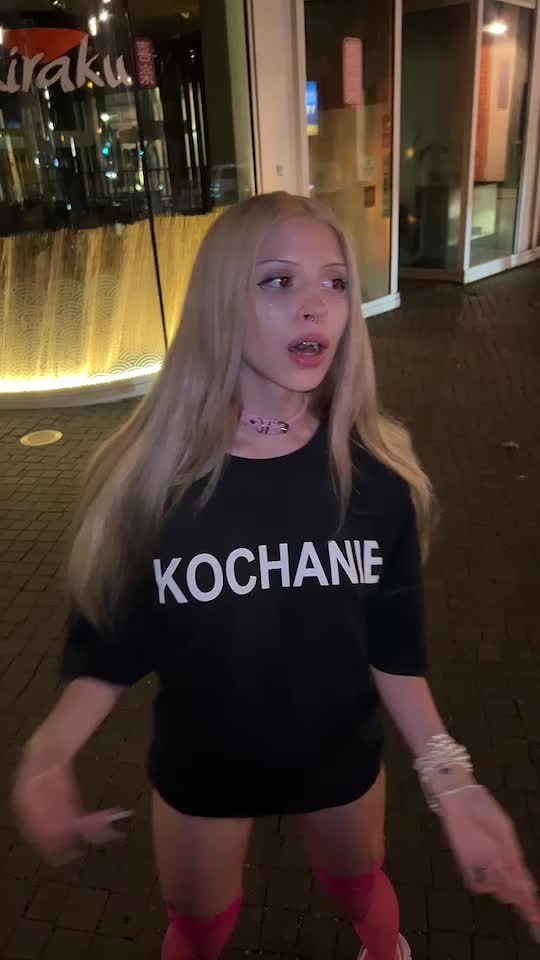 @^^