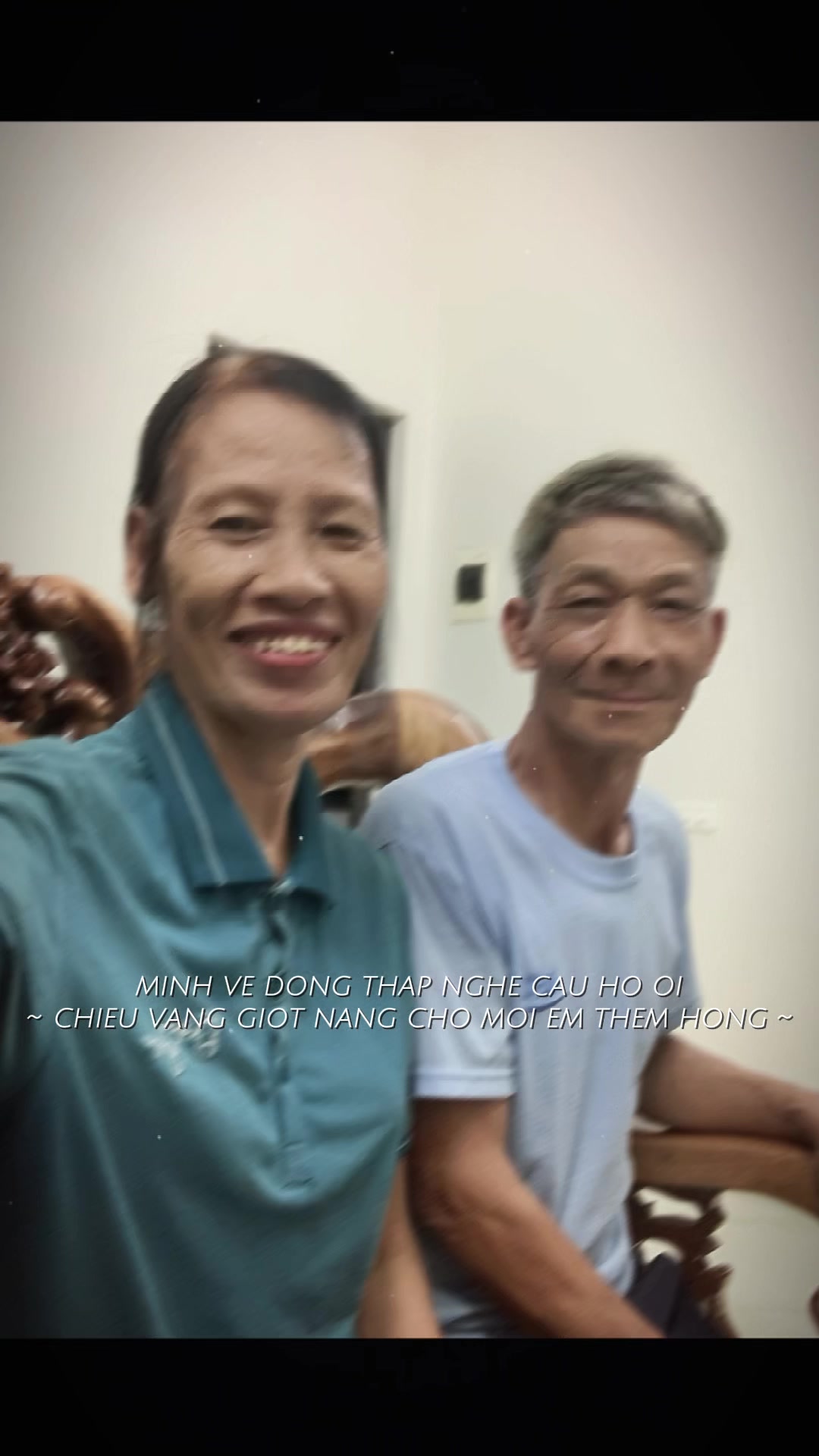 @Cụ b&agrave; phong c&aacute;ch