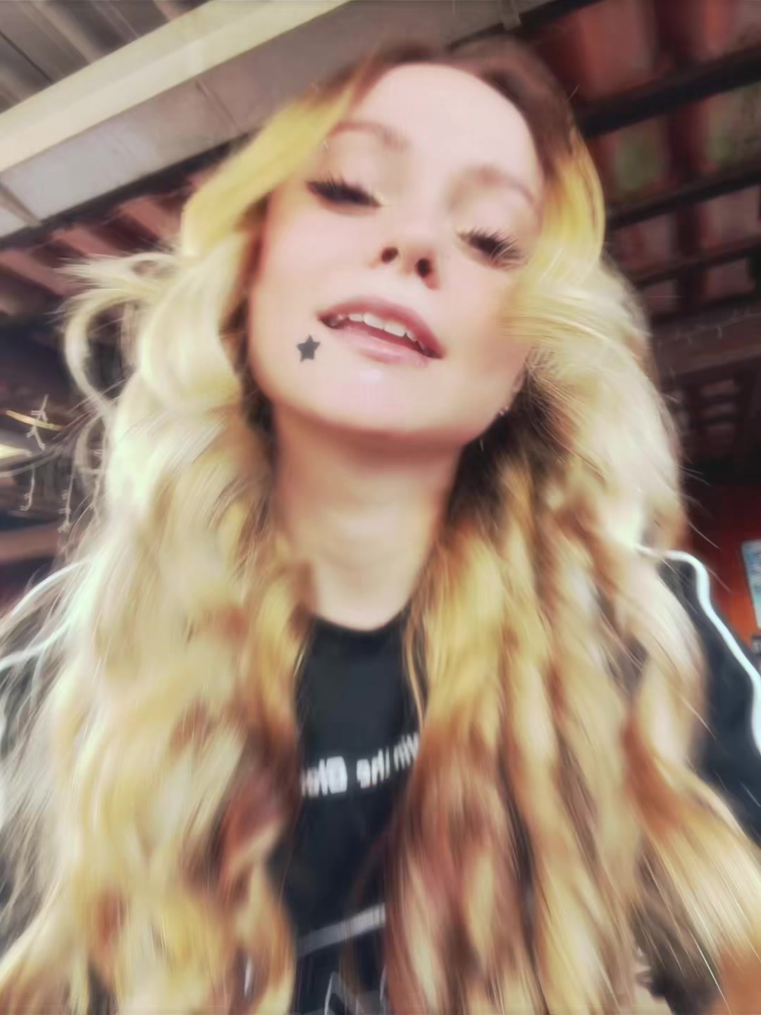 @sunnyoficial_