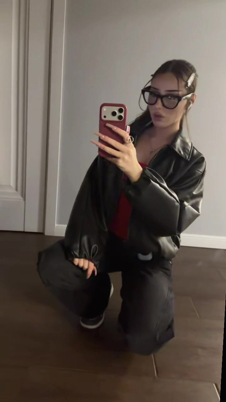 @alyonka ྀི