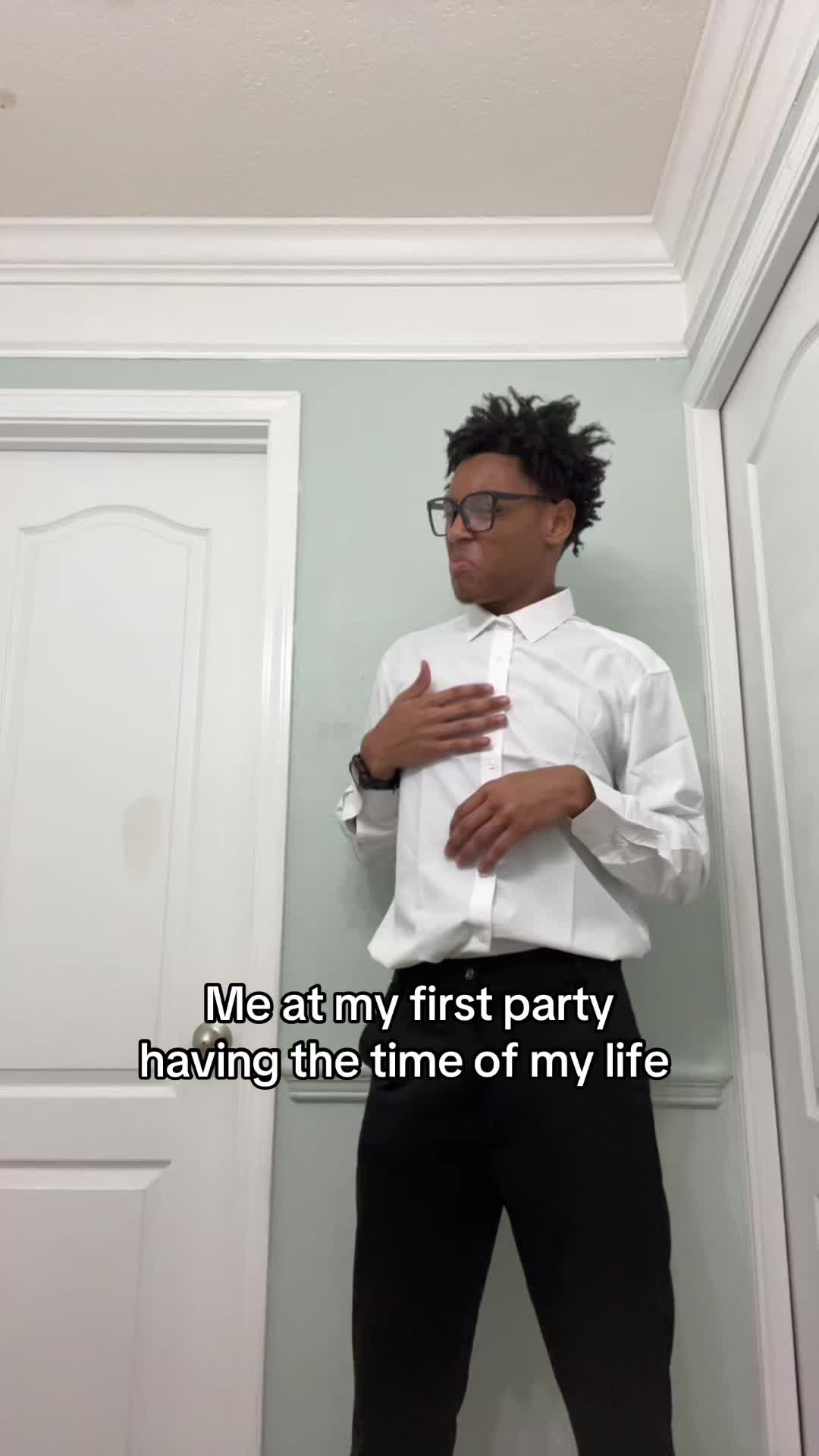 @Kj._.