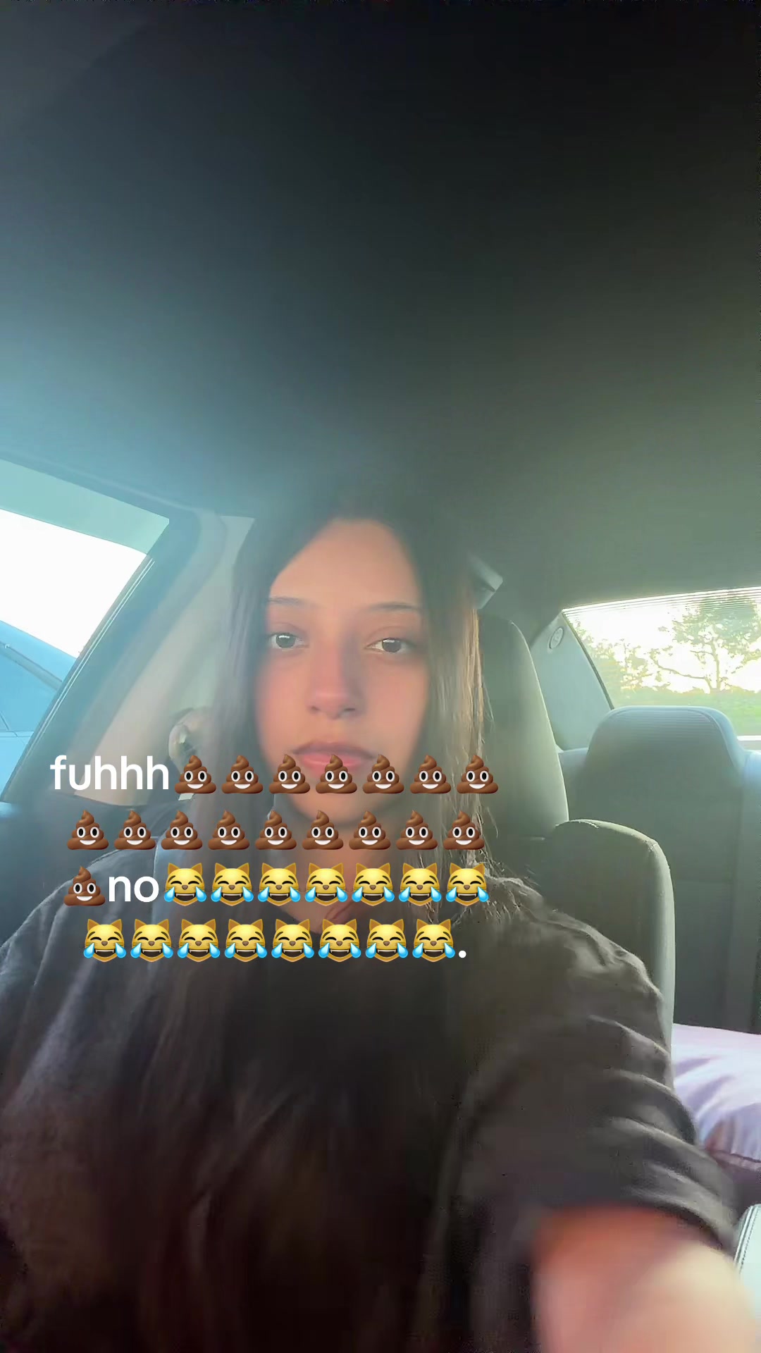 @⃟