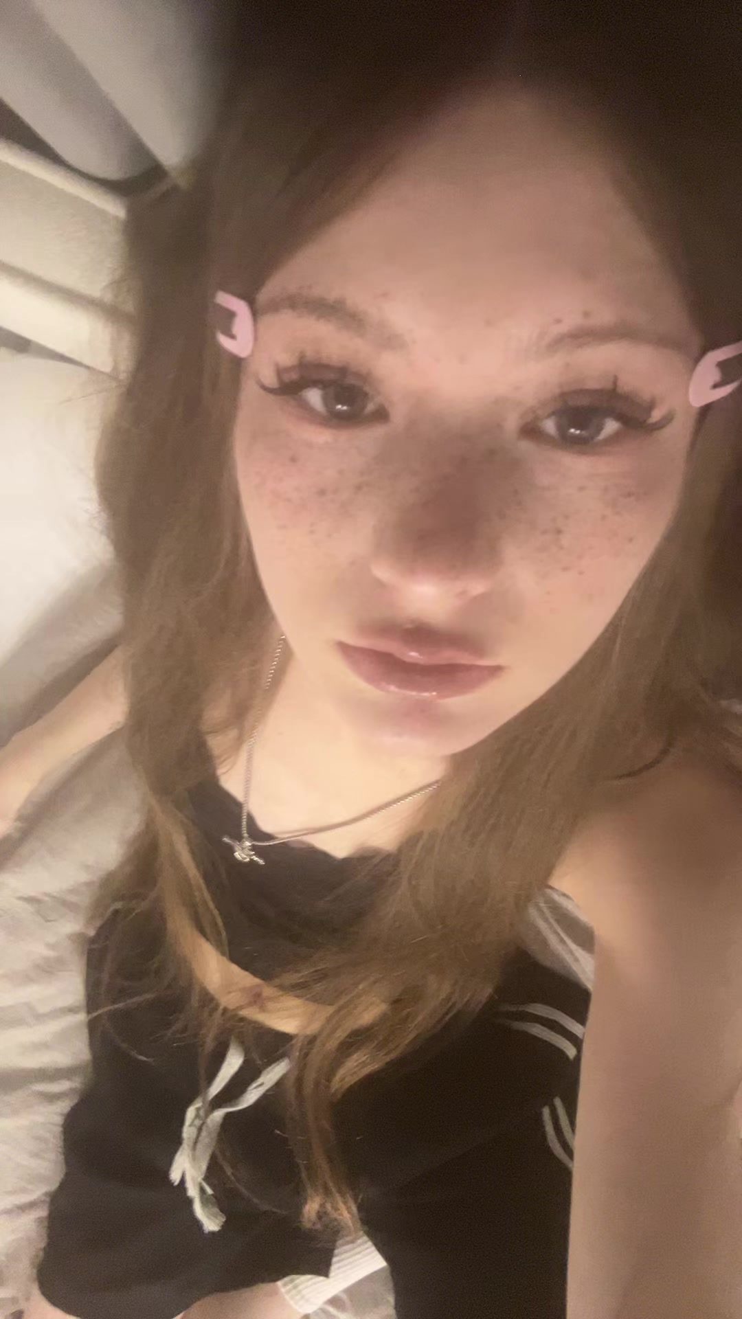 @элинотси