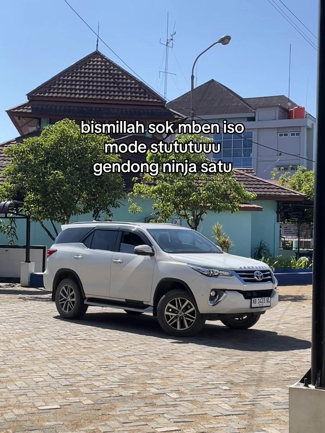 @Niiii