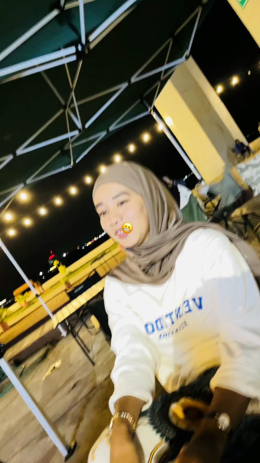 @NailaMahulauw_