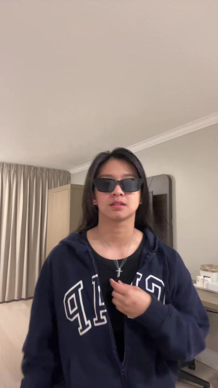 @<