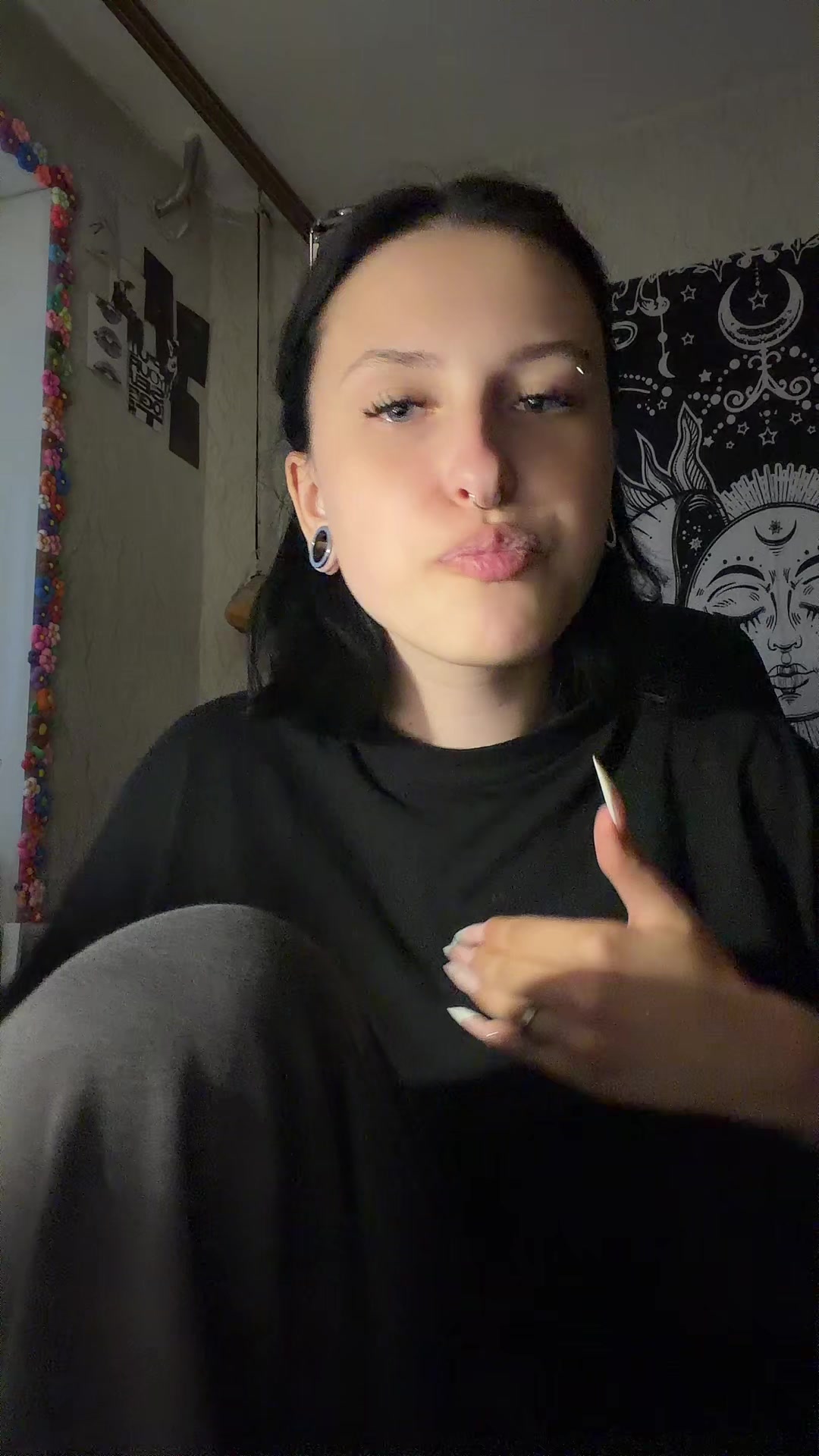 @Санька