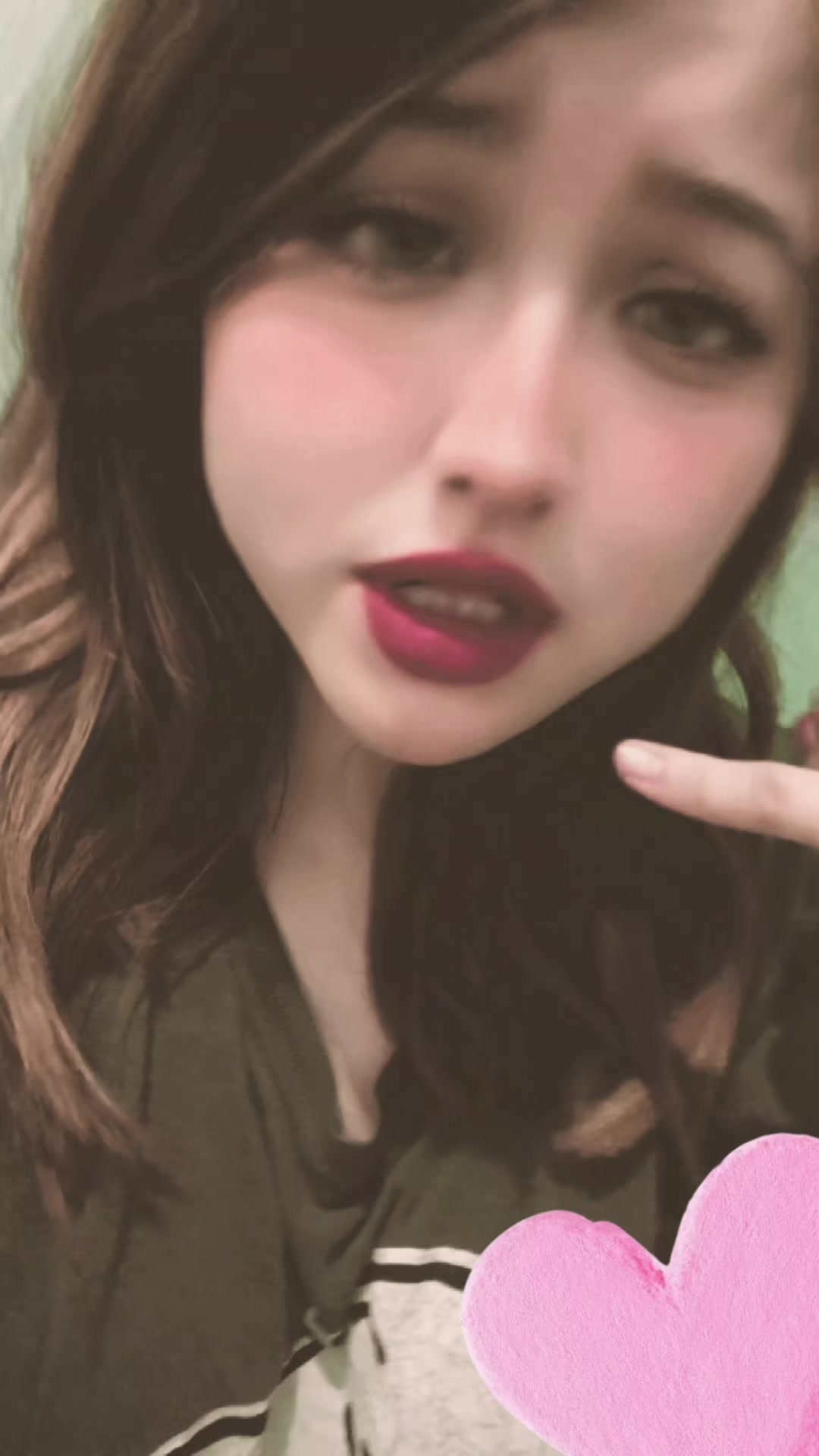 @Bella Leal de &Uuml;